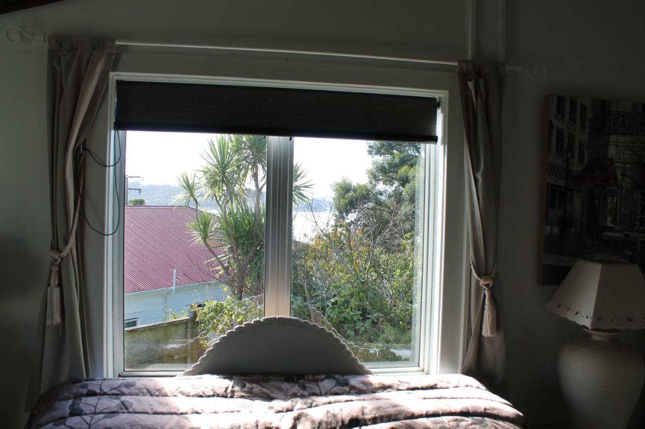 Brockies B N B Bed & Breakfast Rawene ภายนอก รูปภาพ